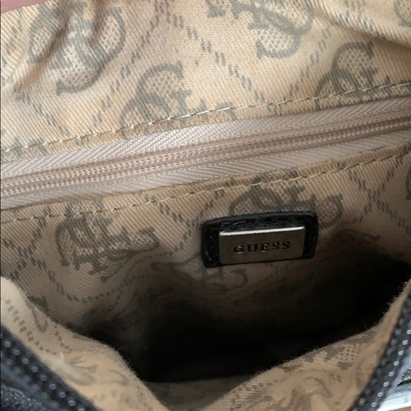 Guess crossbody bag - Picture 2 of 3